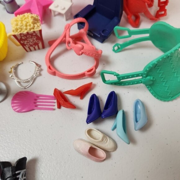 Barbie Doll House Miniatures Accessories Toys Suitcase Shoes Horse Saddle Dolls - Picture 10 of 12